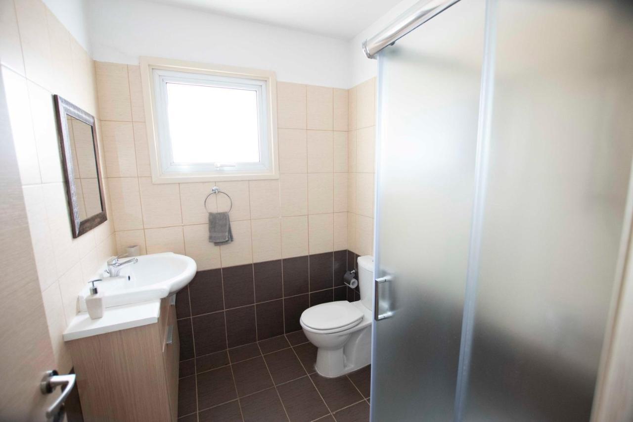 Glabur Stays - The Sunny Atelier - Nicosia City, Free Parking & Wifi, Welcomes You!!! Eksteriør billede